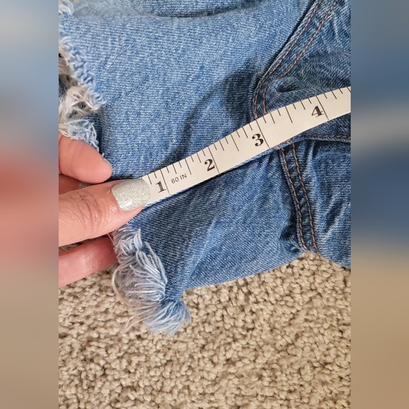 American Eagle Outfitters Distressed Jean Shorts Size 0 - Picture 9 of 11